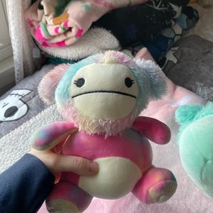 Zaylee 7” Squeezemallow